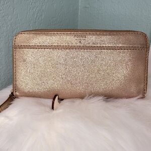 Fossil long wallet